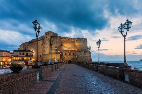 Neapolis Central Port Esterno foto